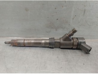 Recambio de inyector para iveco daily caja cerrada (2006 =>) 2.3 diesel cat referencia OEM IAM 504088755 504386427 0445110273 BO