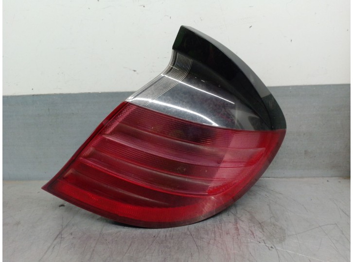 Replacement right rear light for Mercedes-Benz C-Class Coupé (cl203) C 220 CDI (203.706) OEM IAM reference A2038200664 