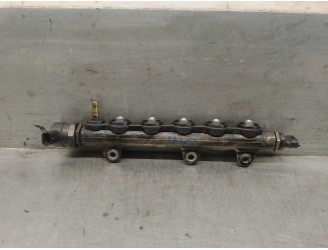 Recambio de rampa inyectora para nissan primastar furgoneta (x83) 2.0 dci 115 referencia OEM IAM 8200661279 1752000Q1D 044521415