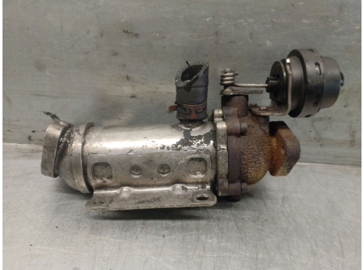 Recambio de enfriador egr para nissan primastar furgoneta (x83) 2.0 dci 115 referencia OEM IAM 1471300Q0A 1471300Q0A 