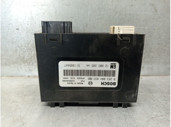 Replacement electronic module for Saab 9-3 Station Wagon (E50) 1.9 TiD OEM IAM reference 12803285AA BOSCH 0263004033