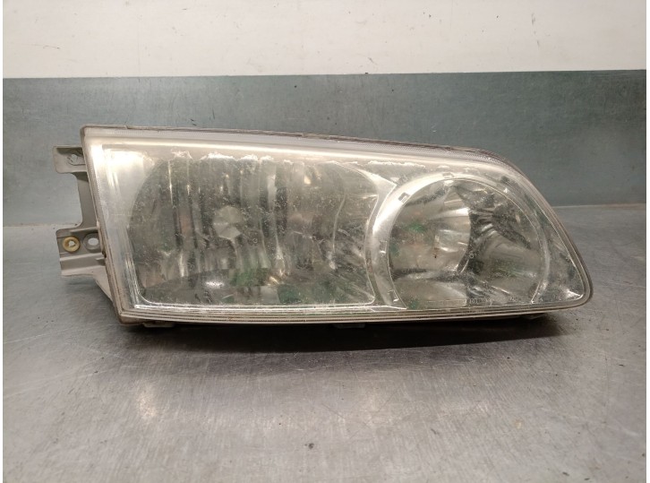 Replacement right headlight for Hyundai H-1 van (a1) 2.5 TD OEM IAM reference 921044A510 921044A510 