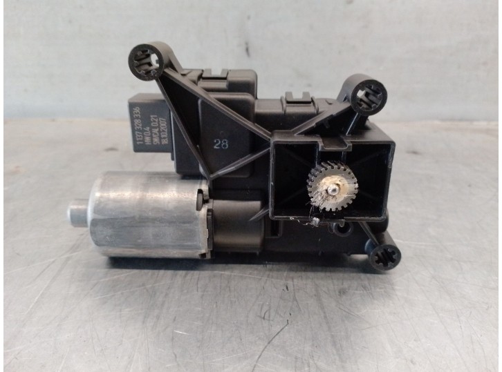 Recambio de motor techo electrico para peugeot 308 i (4a_, 4c_) 1.6 16v referencia OEM IAM 8401RR 0390200075 WAGON