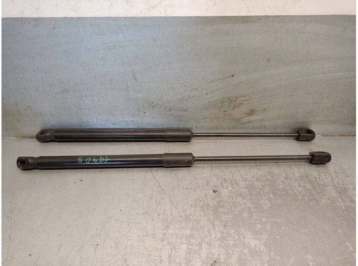 Replacement boot / tailgate struts for Hyundai i20 1.2 16V CAT OEM IAM reference 81780C8510 81770C8510 