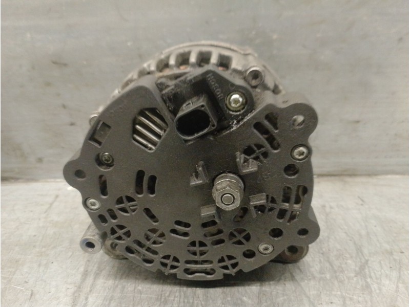 Recambio de alternador para volkswagen touareg (7la) 2.5 tdi dpf referencia OEM IAM 070903139X01 070903139 