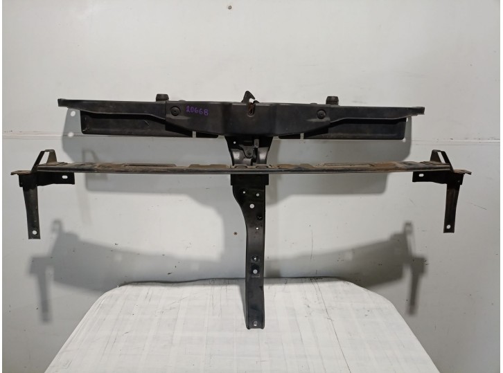 Recambio de panel frontal para hyundai santa fe (sm) 2.0 crdi cat referencia OEM IAM 6412026210 