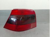 Recambio de piloto trasero de aleta iz para volkswagen golf iv (1j1) 1.6 referencia OEM IAM 1J6945111 C1J6945095S 