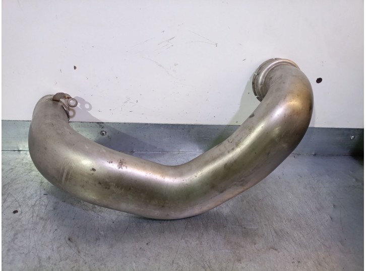 Replacement turbo pipe for Mercedes-Benz E-Class (W212) saloon 4.7 V8 CGI CAT OEM IAM reference A2780940797 