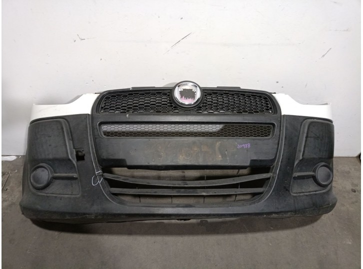 Replacement front bumper for Fiat Doblo Cargo (263_) 1.3 D Multijet OEM IAM reference 735525448 