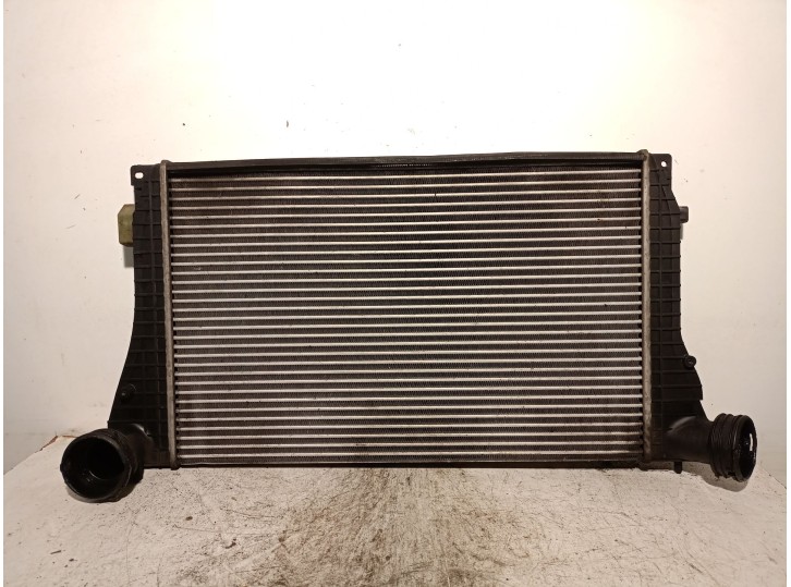 Replacement intercooler for Seat Leon (1M1) 1.9 TDI OEM IAM reference 1J0145803H 