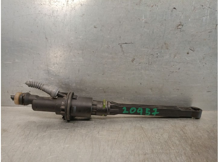 Recambio de bomba embrague para citroën c3 picasso (sh_) 1.6 hdi 110 referencia OEM IAM 9672094480 LUK