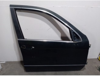 Replacement front right door for BMW X5 (E53) 4.4i automatic OEM IAM reference 41518256824 