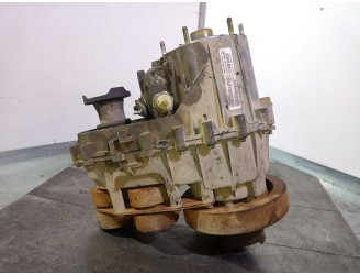 Recambio de caja transfer para jeep gr.cherokee (wj/wg) 2.7 crd cat referencia OEM IAM 247J 52099360AD P52099360AD
