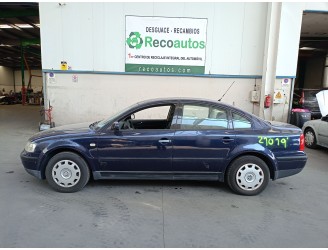 volkswagen passat b5 variant (3b5) del año 2000