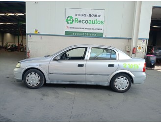 opel astra g sedán (t98) del año 2000