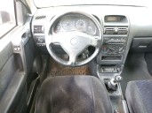 opel astra g sedán (t98) del año 2000