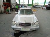 mercedes-benz clase e (w210) del año 2002
