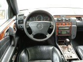 mercedes-benz clase e (w210) del año 2002