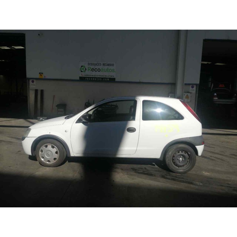 opel corsa c del año 2002