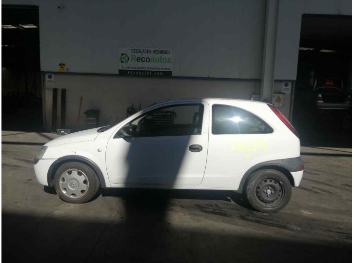 opel corsa c del año 2002