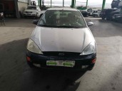 ford focus berlina (cak) del año 2001