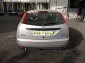 ford focus berlina (cak) del año 2001