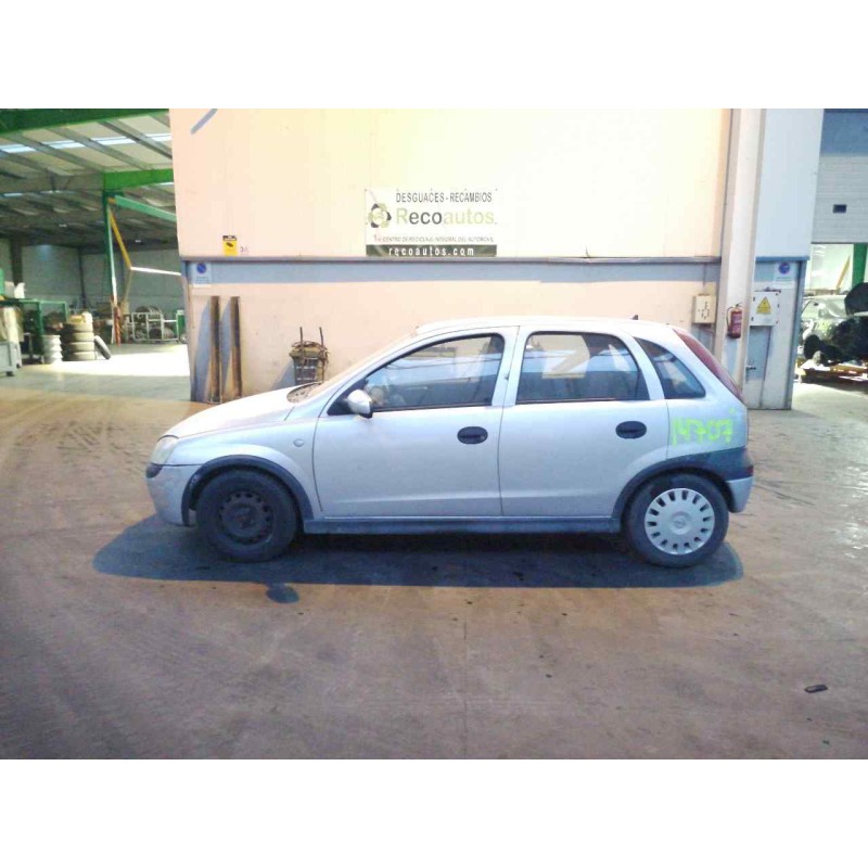 opel corsa c del año 2002