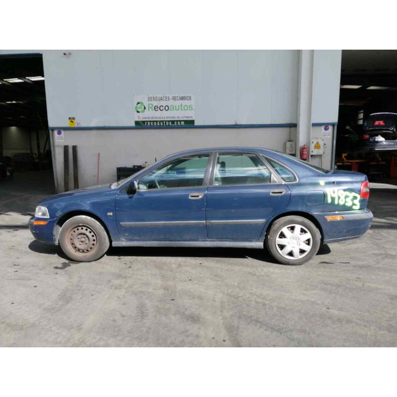 volvo s40 berlina del año 2001