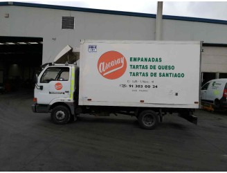 nissan cabstar del año 2001