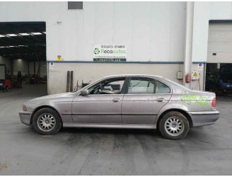 bmw serie 5 berlina (e39) del año 2003