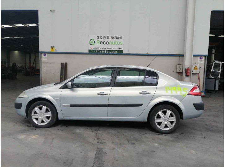 renault megane ii classic berlina del año 2004