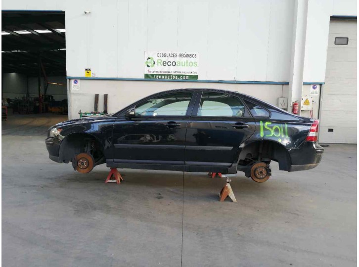 volvo s40 berlina del año 2006