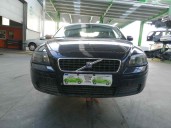 volvo s40 berlina del año 2006