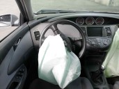 nissan primera berlina (p12) del año 2002