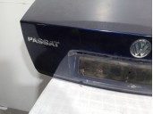 Recambio de porton trasero para volkswagen passat b5 variant (3b5) 1.8 t referencia OEM IAM 3B5827025C 