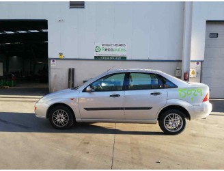 ford focus berlina (cak) del año 1999