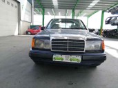 mercedes-benz clase e (w124) berlina del año 1993