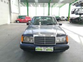 mercedes-benz clase e (w124) berlina del año 1993