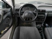 opel astra f berlina del año 1994