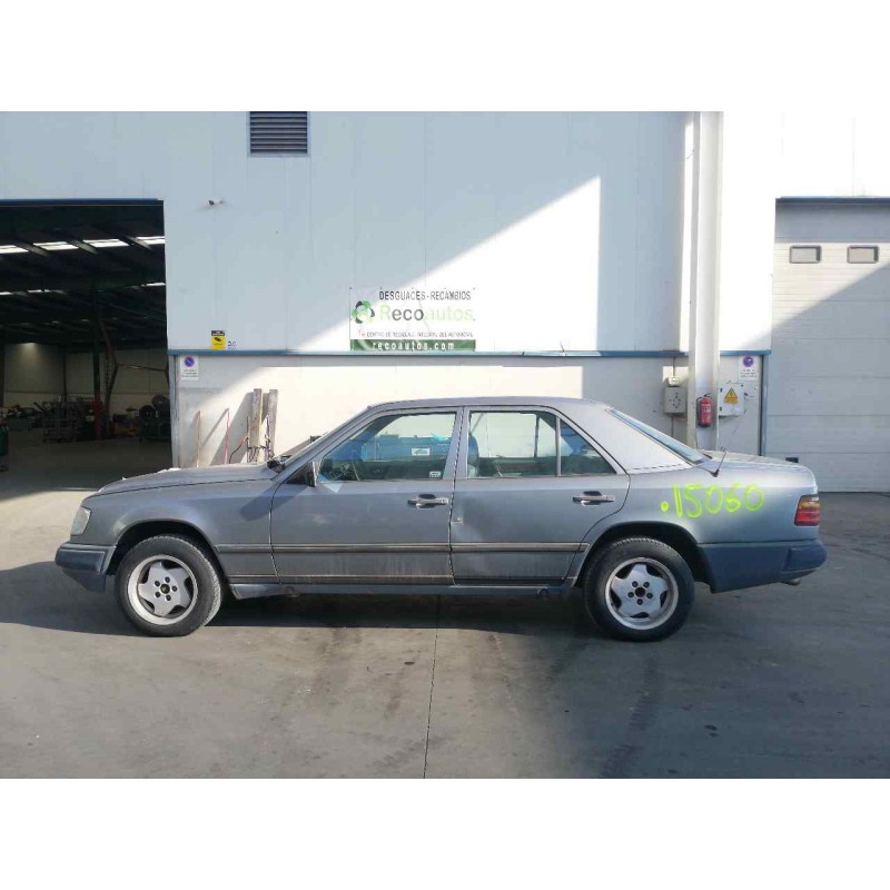 mercedes-benz clase e (w124) berlina del año 1998