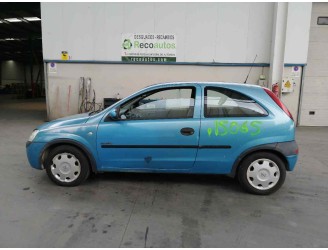 opel corsa c del año 2001