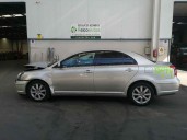 toyota avensis berlina (t25) del año 2005