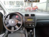volkswagen golf v berlina (1k1) del año 2004