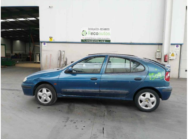 renault megane i fase 2 berlina (ba0) del año 2000
