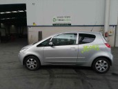 mitsubishi colt berlina 3 (cz) del año 2007