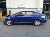 toyota avensis berlina (t25) del año 2005