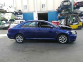 toyota avensis berlina (t25) del año 2005