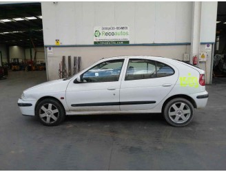 renault megane i fase 2 berlina (ba0) del año 2002