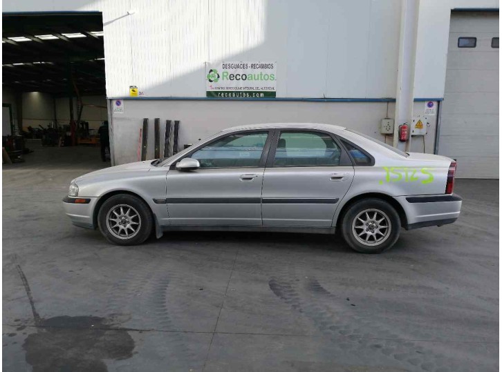 volvo s80 berlina del año 1999