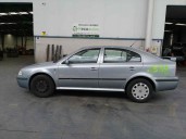 skoda octavia berlina (1u2) del año 2002